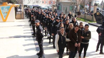 Telefonla dolandıran çetenin lideri tünelde yakalandı!