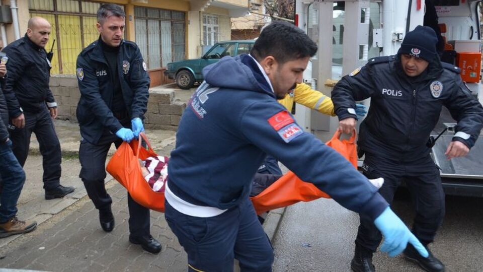 Cezaevinden izinli geldiği evinde öldürüldü