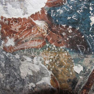 Tesadüfen bulunmuştu! 3 bin yıllık freskleri talan ettiler!