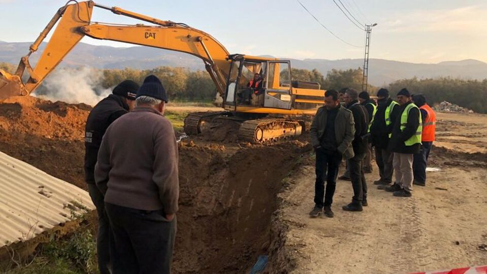 Yerin 6 metre altında bulundu! Her şey durduruldu