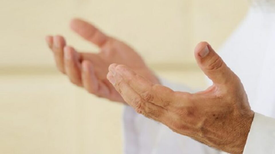 Elbise giyerken ve çıkarırken yapılacak dualar