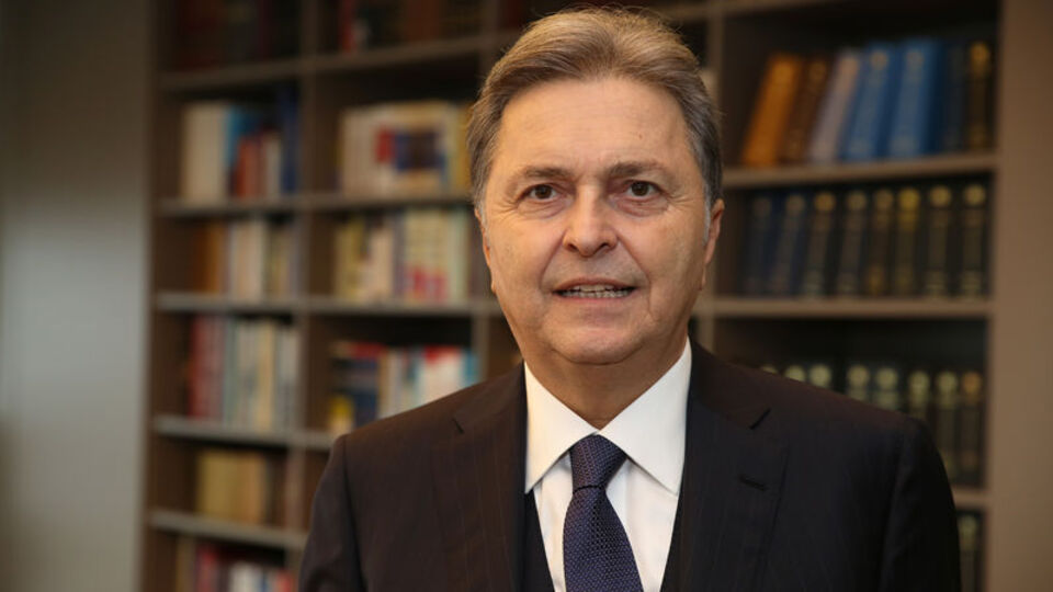 Hüsnü Güreli kimdir?