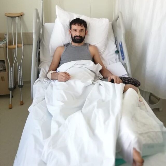 Kazada topuğu parçalandı! Kürek kemiği kısmından yeni topuk yapıldı...