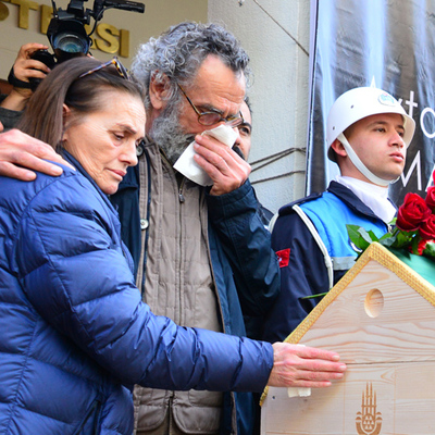 Usta sanatçı son yolculuğuna uğurlandı