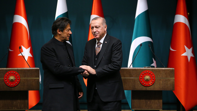 Pakistan Başbakanı Erdoğan'dan yardım isteyecek!