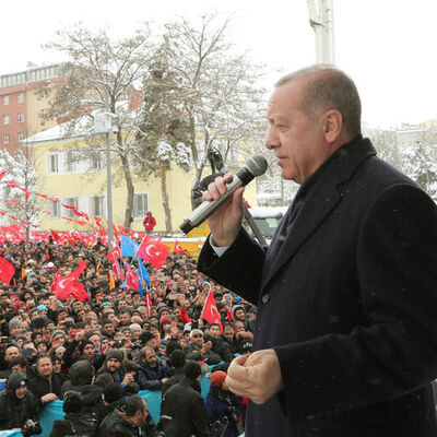 Erdoğan'dan CHP liderine: 'Yokluk kuyruğu yok, varlık kuyruğu var'