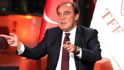 Demirören istifa etti