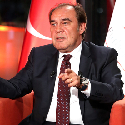 Demirören istifa etti