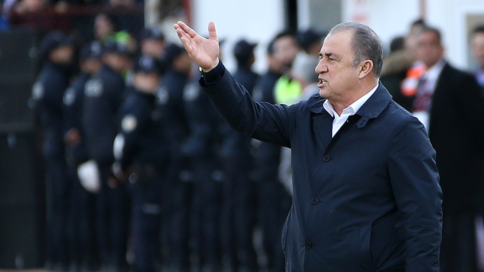 Fatih Terim'den yedeklere sert tepki!