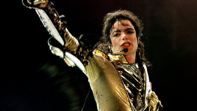 Michael Jackson tartışması sürüyor: Tacizine uğradık!