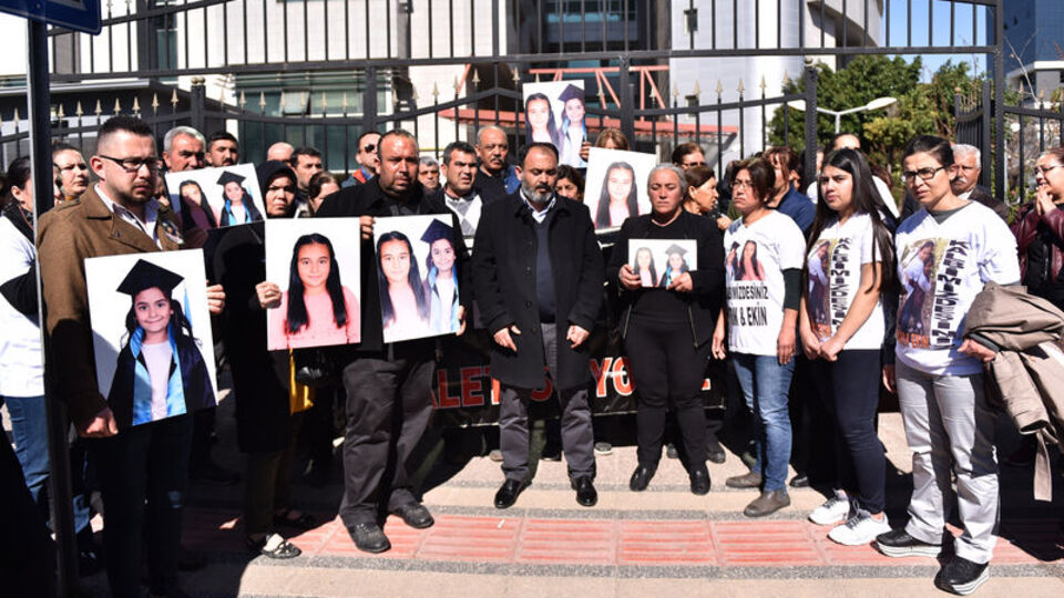 Kız kardeşlerin öldüğü kazada sürücüye verilen ceza ağlattı