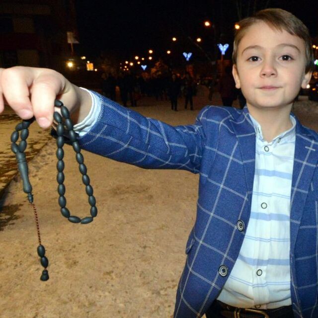 Atabey'e böyle hediye etti! Aileye telefon yağdı...