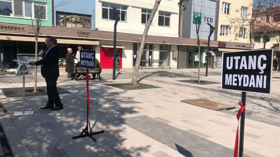 Bursa'da bir garip miting!