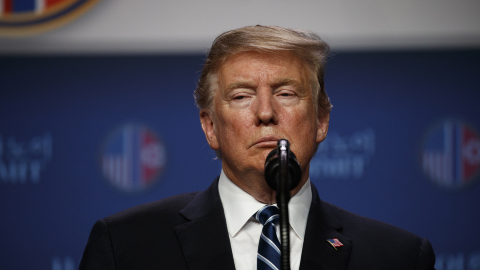 Trump, 'Kim'e inanıyorum' dedi, tepkiler üzerine geri adım attı!