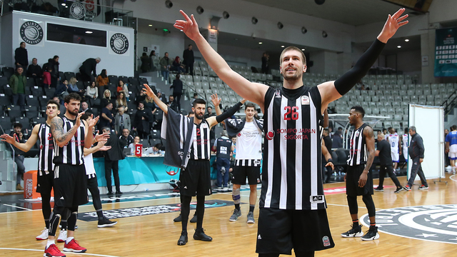 Beşiktaş Sompo Japan evinde güldü