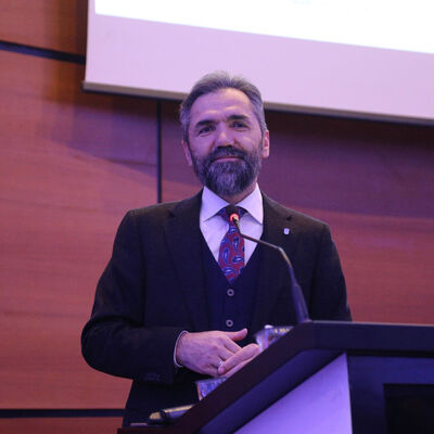 Rektör Prof. Dr. Recep Şentürk: "50 yıl sonra ABD ve Avrupa'nın çoğu Müslüman olabilir"