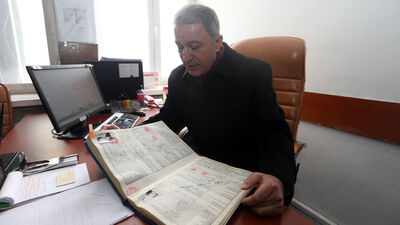 37 yıl sonra aynı makam odasında