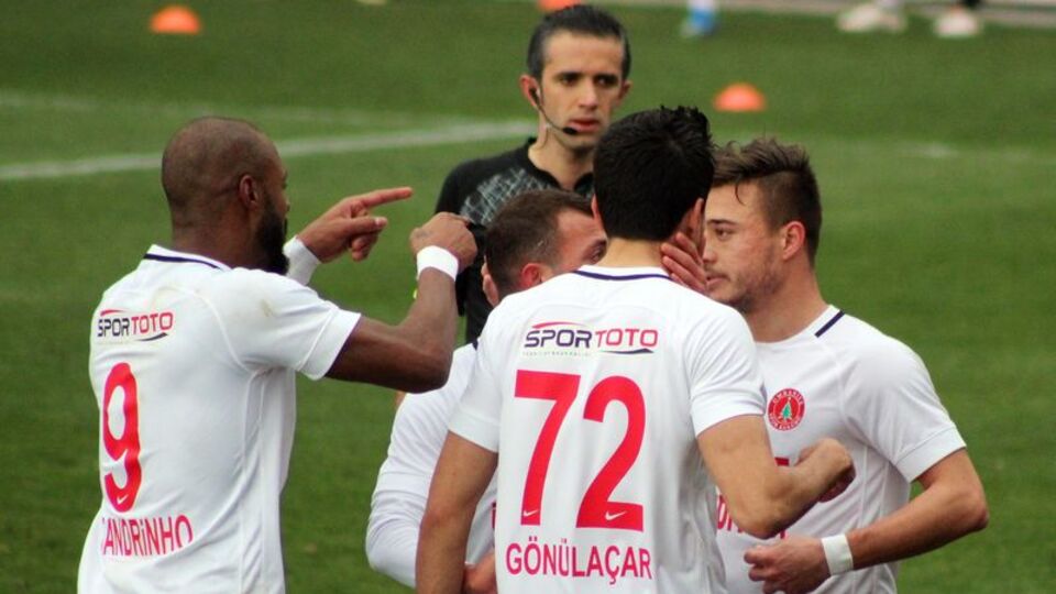 Ümraniyespor 3 golle güldü