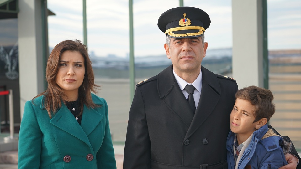 "Çocuklarımızı sağsalim getir binbaşım!"