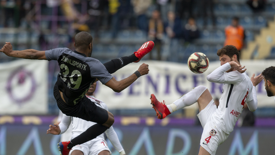 Osmanlıspor, Özköylü ile ilk kez kaybetti