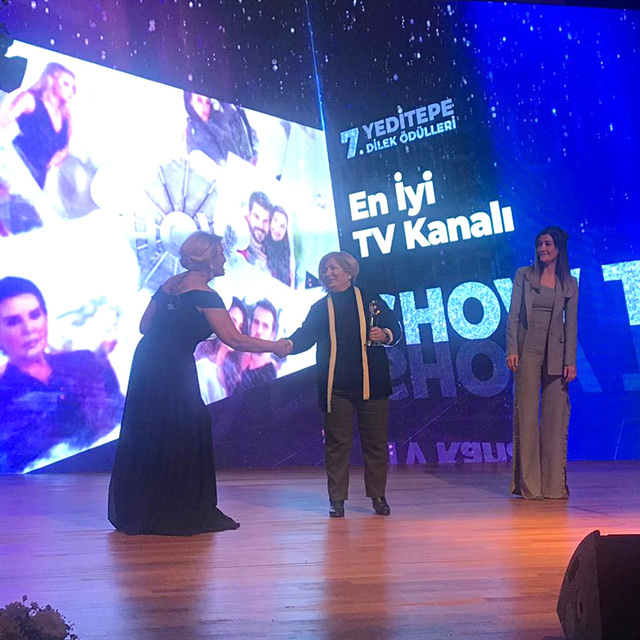 Show TV, En İyi TV Kanalı seçildi!