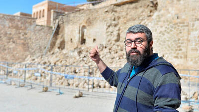 İstinat duvarı yıkılınca ortaya çıktı