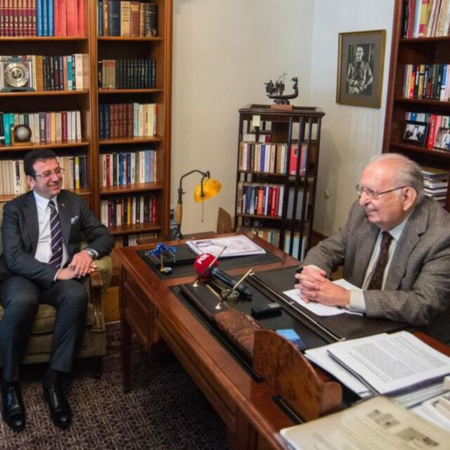 İmamoğlu, Hüsamettin Cindoruk'u ziyaret etti