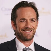 Luke Perry kimdir?