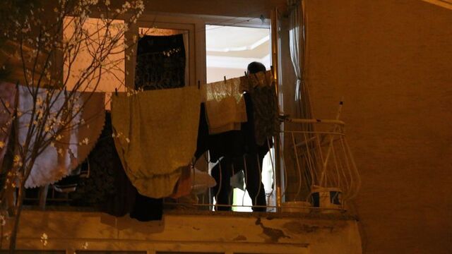 Tabanca ile oynarken yanlışlıkla ablasını vurdu