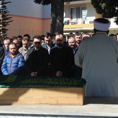 Bu acının tarifi yok! Asel bebeğe veda