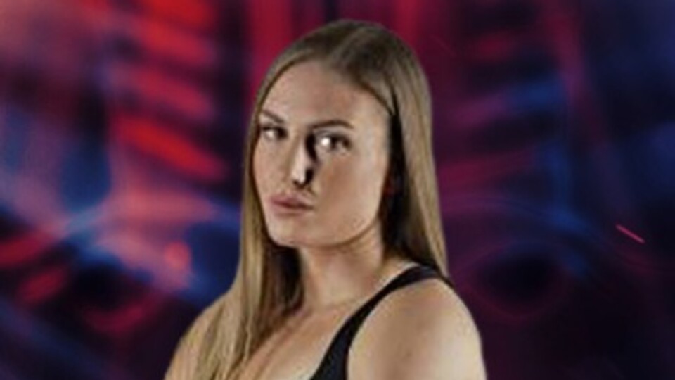 Survivor Katerina kimdir?