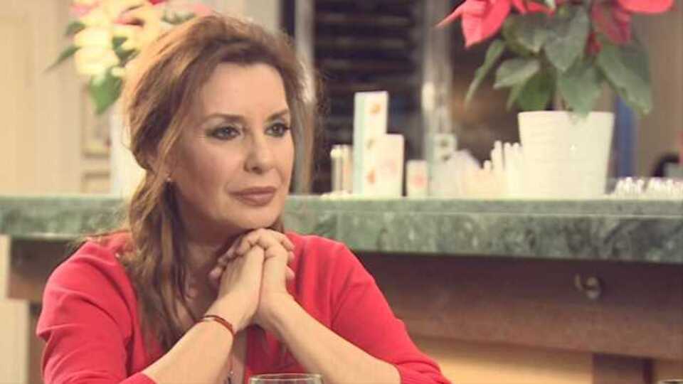 Perihan Savaş kimdir?