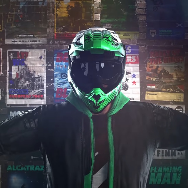 Motosiklet ile bunları denemeyin!