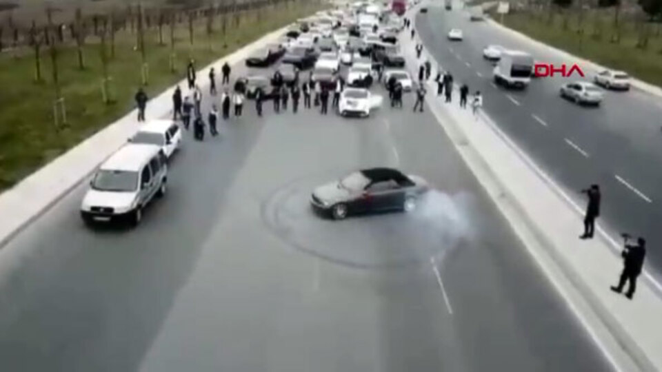 Onların düğünü İstanbul'un kabusu oldu! Lüks otomobillerle terör estirdiler