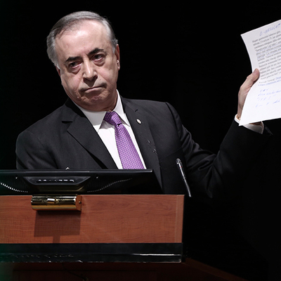 "D’Avila Saray’a kamp kurdu!"