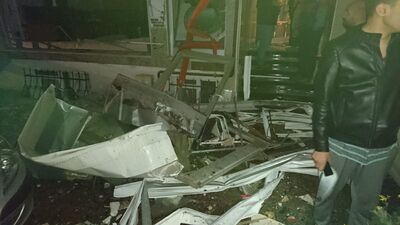 Esenyurt'ta patlama! Ortalık savaş alanına döndü