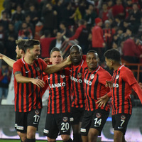 Gazişehir Gaziantep 2 golle güldü