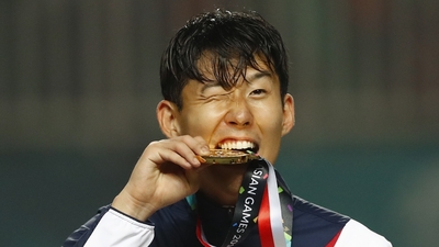 "Babam evlenmemi istemedi"