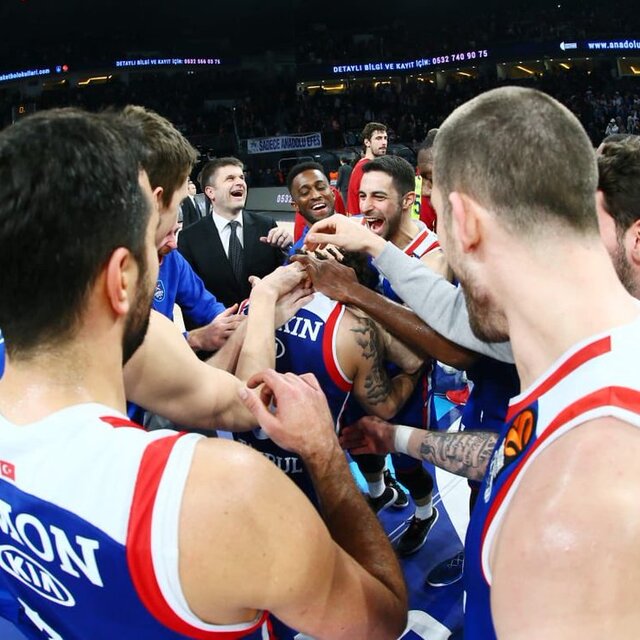 Anadolu Efes'in yıldızı, Barça'yı böyle dize getirdi!