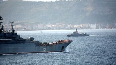 Rus ve Türk savaş gemisi Çanakkale Boğazı'nda karşılaştı