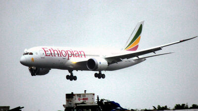 Etiyopya'da yolcu uçağı düştü!