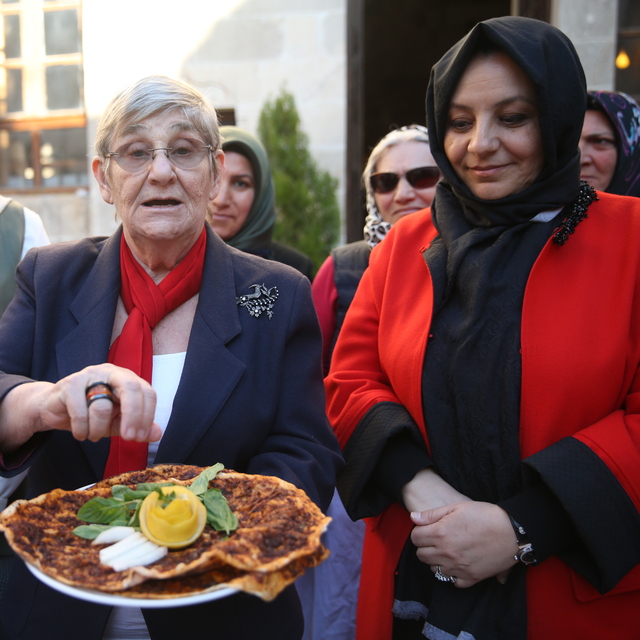 Karatay en sağlıklı fast food'u açıkladı!