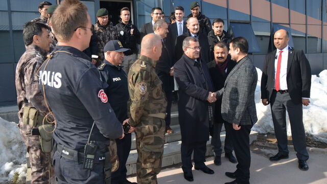 Emniyet Genel Müdürü Celal Uzunkaya, Hakkari'de