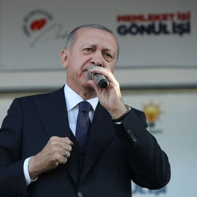 "Bunların tek ittifakı ezan bayrak düşmanlığı"