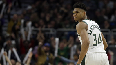 Bucks 50. galibiyetini aldı