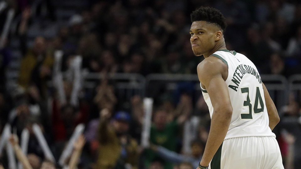 Bucks 50. galibiyetini aldı