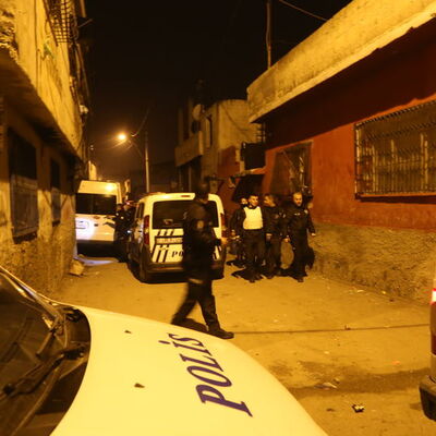 Maskeli şüpheliler polisi alarma geçirdi