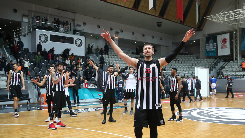 Beşiktaş Sompo Japan çeyrek final peşinde