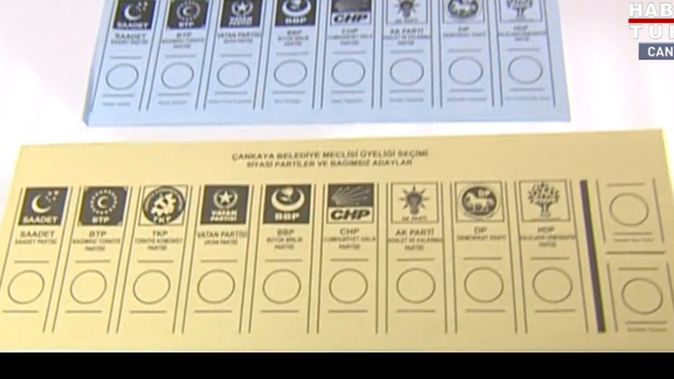 Oy pusulaları görüntülendi