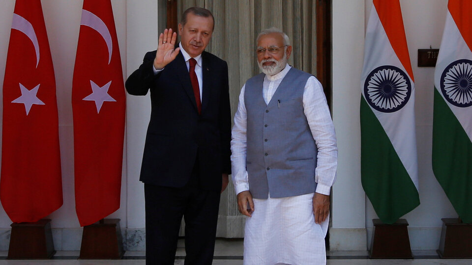 Cumhurbaşkanı Erdoğan, Hindistan lideri ile görüştü!